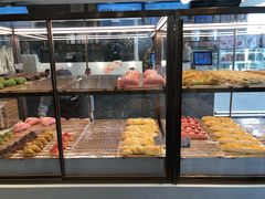 面包甜点陈列柜-奈雪的茶(中粮祥云小镇店)