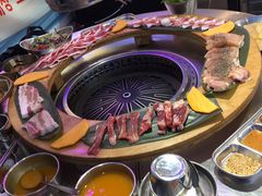 烤肉呼啦圈-玄希浪漫厨房·韩料烤肉(湖滨银泰in77店)