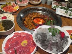 -城墙拐拐火锅(三峡广场黑金冠店)