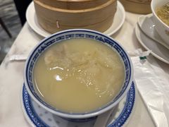 -香港百合居(LCM置汇旭辉广场店)