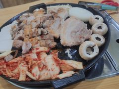 烤五花肉-24 新村雪浓汤(长白山烤肉店)
