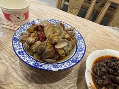-江城燕子大排档(江汉路步行街店)
