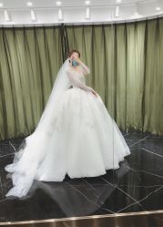 -拉瑞娜LaReine婚纱礼服高级定制