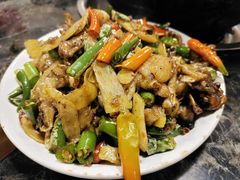-鸿顺老铁锅美蛙鱼府(解放碑店)