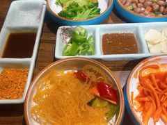 -明洞阿姨·韩式酱蟹烤肉·创意料理(三元桥店)