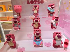 -泡泡玛特POPMART(上海环球港店)