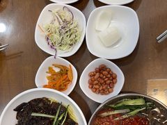 -贵宾庄炸酱面·韩式料理(高区店)