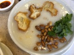 荔湾艇仔粥-点都德(千灯湖环宇城店)