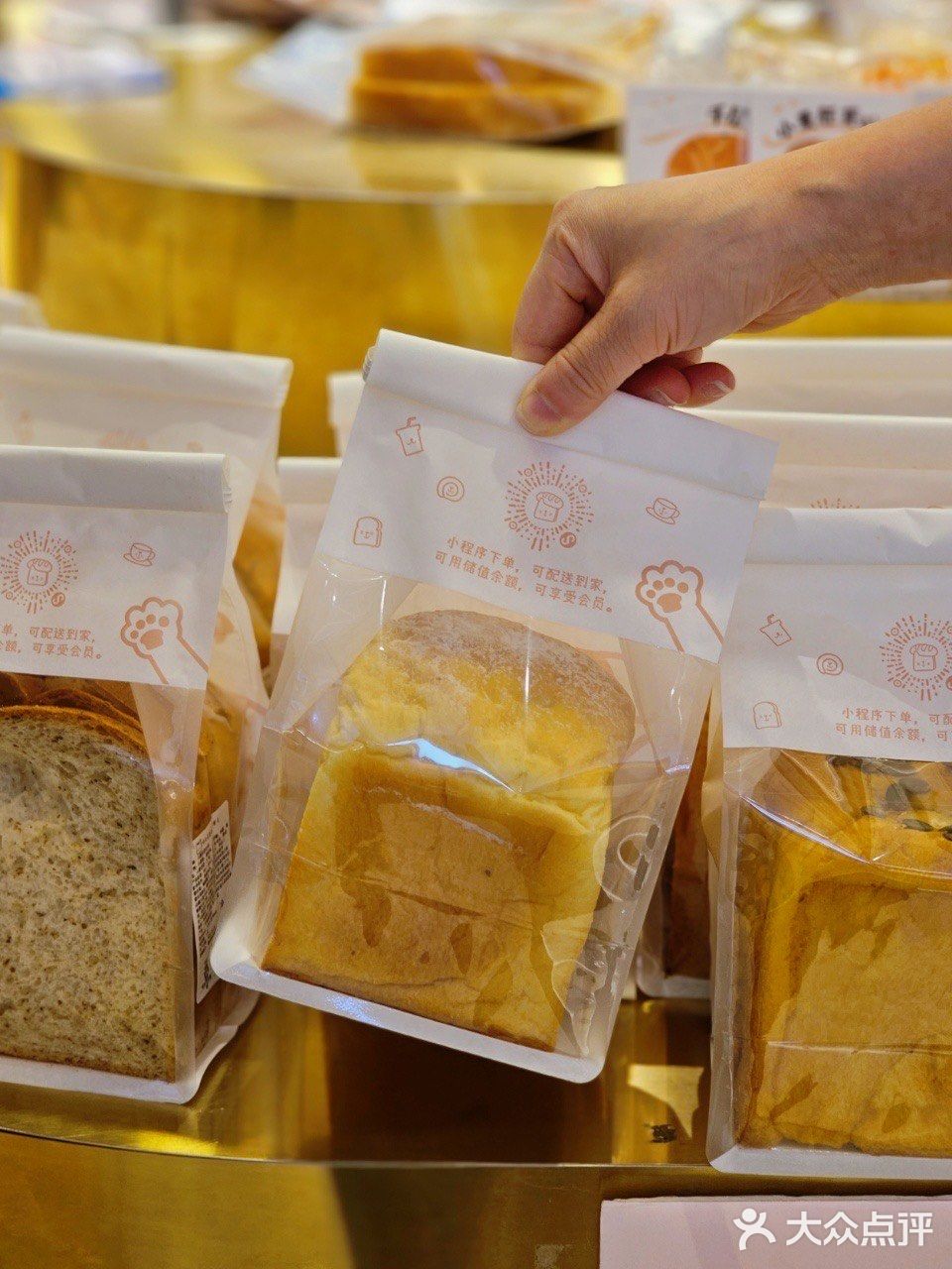 深圳的‼️藏不住了人均10元的宝藏国民面包店