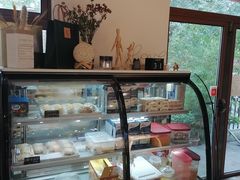 面包甜点陈列柜-风车面包