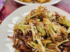 -雪湖煜辰鱼头老店(雪野湖店)