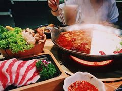 -湊湊火锅·茶憩(杭州湖滨银泰in77店)