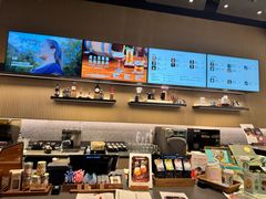 -星巴克臻选(上海合生汇1F店)