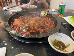 -重庆川渝肥妹火锅