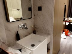 -雲宜贵宾舍酒店(深圳龙东地铁站店)