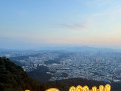 -萬家灯火·私房湘菜·22年老手艺(南岭大道店)