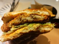 -必胜客(松雷店)