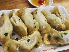 -小姜锅贴(凤凰街店)