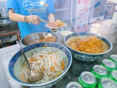 -牛一嘴·兰州牛肉面·大盘鸡(财富中心店)