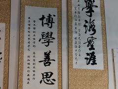 -荒岛实景沉浸密室(江汉路1店)