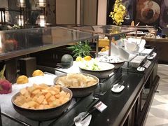 自助取餐区-西藏饭店·亚克·食光自助餐厅(文殊院店)