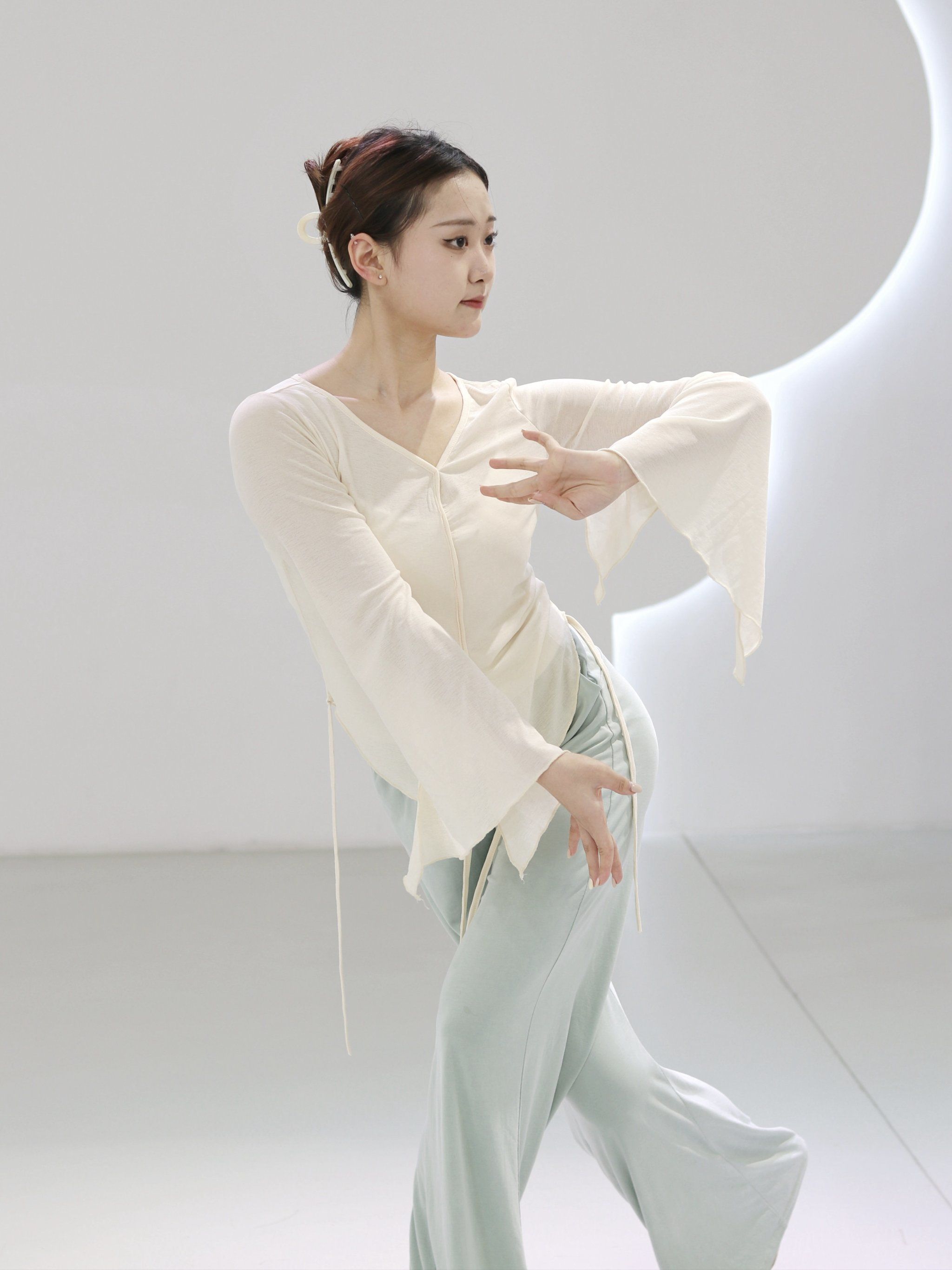 古典舞引爆上海女孩热情!必get的舞蹈趋势!