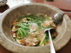 -姚记抚仙湖石锅鱼庄