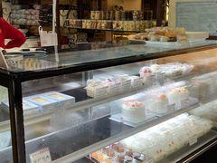 -红宝石·鲜奶小方·海派西点房(金杨店)