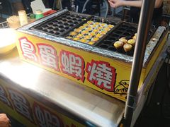-六合夜市