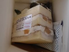 -花花卷卷·鲜食蛋糕(静安久光百货店)