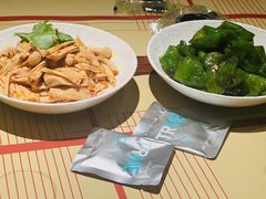 -荣家黄鱼面(前滩太古里店)