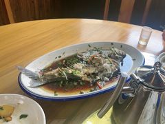 -芦茨金富饭庄·25年老字号·专做稻草鸡