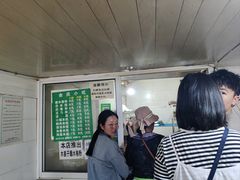 -余庆小吃(小吃一条街店)