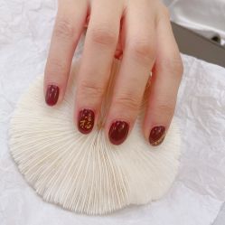 -灰姑娘美甲美睫馆