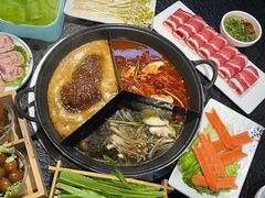 -渝里重庆火锅(航天城店)
