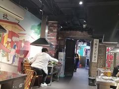 大堂-马路牙子地桌烤肉(工体店)