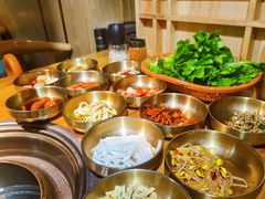 十道正宗韩国小菜-金顺韩式烤肉·网红烤肉店(广利路店)