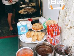 -仓桥直街臭豆腐