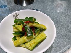 刀拍小青瓜-江渔儿酸菜鱼(港湾1号店)