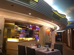 -黄金海景大酒店-旋转餐厅