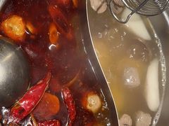 -左庭右院鲜牛肉火锅(金山万达店)
