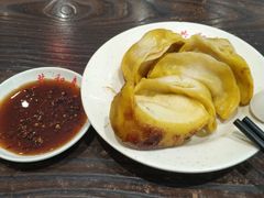 鲜肉锅贴-共和春(甘泉路店)