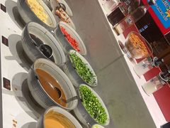 -牛村来人潮汕牛肉火锅(西单店)