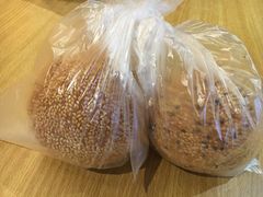 -白玉兰食品甜凤店(合生汇店)