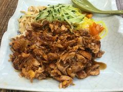 -张秀梅烤肉拌饭脆皮鸡饭