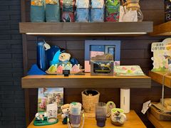 -星巴克臻选(济南万达店)