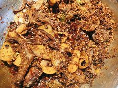 -嘎嘎鸭下巴·爆辣干锅(明教寺店)