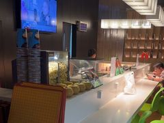 -涨巢·潮玩水疗局