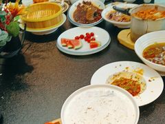 -有红鸡毛店·川菜(建设路店)