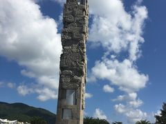 -亚龙湾中心广场